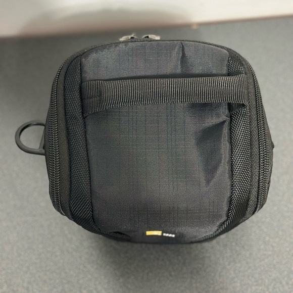 Case Logic Luminosity Compact Holster - Picture 5 of 16